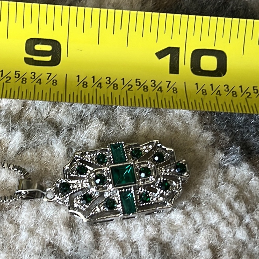 Princess Cut Silver Tone Green Cubic Zirconia Pendant Necklace ๐ฟ๐๐ฟ - Picture 6 of 6